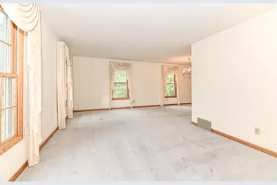W294S2960  Wills Barry Ct, Genesee, WI 53188 - Photo 19