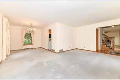 W294S2960  Wills Barry Ct, Genesee, WI 53188 - Photo 17