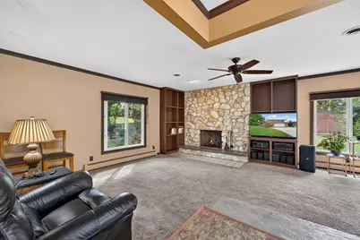 6023  Princeton Ln, Racine, WI 53402 - Photo 11