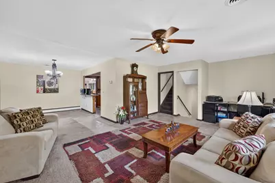 6023  Princeton Ln, Racine, WI 53402 - Photo 7