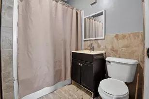 513 N Memorial Dr, Racine, WI 53404 - Photo 27