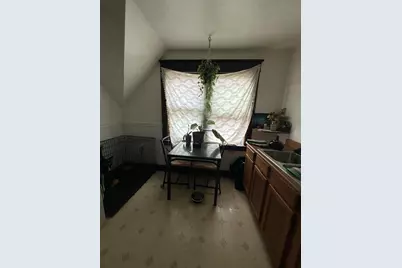 2222 W Finn Pl, Milwaukee, WI 53206 - Photo 17