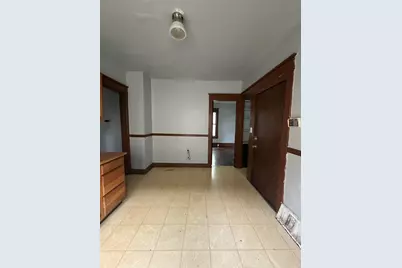 2222 W Finn Pl, Milwaukee, WI 53206 - Photo 11