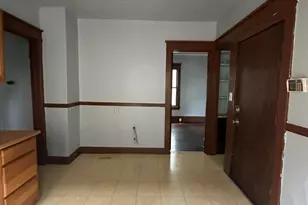 2222 W Finn Pl, Milwaukee, WI 53206 - Photo 11