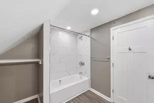2618 N 24th Pl, Milwaukee, WI 53206 - Photo 21