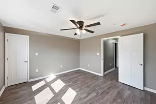 2618 N 24th Pl, Milwaukee, WI 53206 - Photo 19