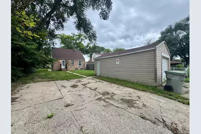 3928 N 30th St, Milwaukee, WI 53216 - Photo 23