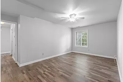 N80W12900  Fond Du Lac Ave #5, Menomonee Falls, WI 53051 - Photo 13