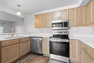 N80W12900 Fond du Lac Ave, Menomonee Falls, WI 53051 - Photo 7