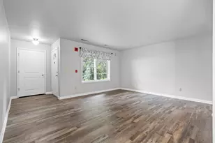 N80W12900 Fond du Lac Ave, Menomonee Falls, WI 53051 - Photo 11