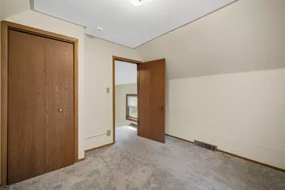 430  Cedar St, Hartford, WI 53027 - Photo 13