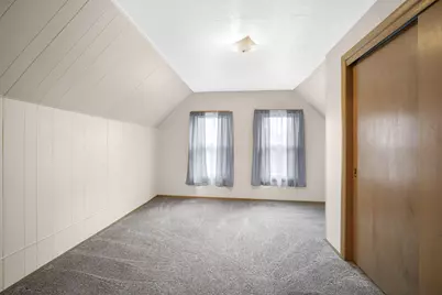 430  Cedar St, Hartford, WI 53027 - Photo 15