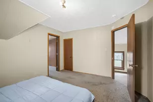 430 Cedar St, Hartford, WI 53027 - Photo 11