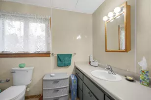 430 Cedar St, Hartford, WI 53027 - Photo 7