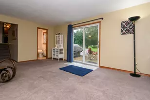 W276N1606 Spring Creek Dr, Pewaukee, WI 53072 - Photo 31