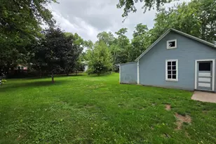 29 S Locust St, Oconomowoc, WI 53066 - Photo 3