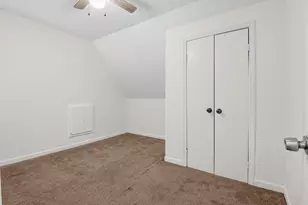 2013 Charles St, Racine, WI 53402 - Photo 13
