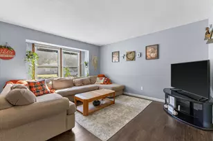 2104 Garland Ave, Waukesha, WI 53188 - Photo 5