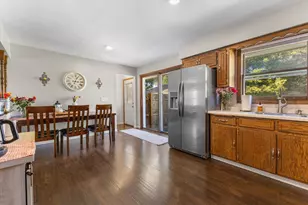2104 Garland Ave, Waukesha, WI 53188 - Photo 7