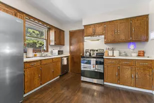 2104 Garland Ave, Waukesha, WI 53188 - Photo 9