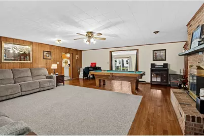 2515  Dombrowski Blvd, Racine, WI 53405 - Photo 3