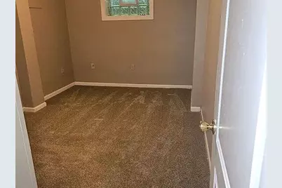 2032 W Michigan St, Milwaukee, WI 53233 - Photo 9