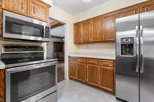 S38W27845 Merriwood Ct, Waukesha, WI 53189 - Photo 19