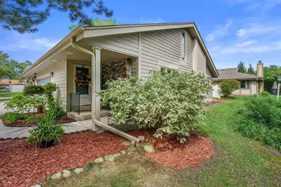 4932 S Imperial Cir, Greenfield, WI 53220 - Photo 29