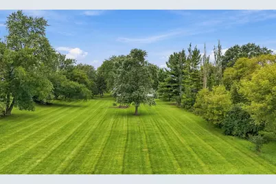 1407  Willow Rd, Racine, WI 53177 - Photo 43