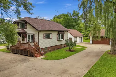 1407  Willow Rd, Racine, WI 53177 - Photo 1