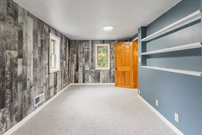 8413  Fox River Rd, Racine, WI 53185 - Photo 15