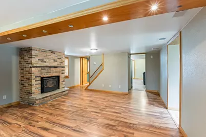 8413  Fox River Rd, Racine, WI 53185 - Photo 9