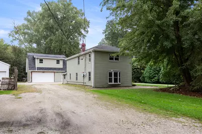 8413  Fox River Rd, Racine, WI 53185 - Photo 23