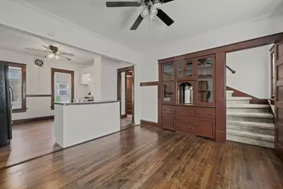 2134 S 84th St, West Allis, WI 53227 - Photo 3