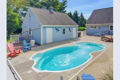 149  Hickory Dr, Delafield, WI 53018 - Photo 15