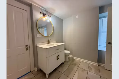5036 S 92nd St, Greenfield, WI 53228 - Photo 13