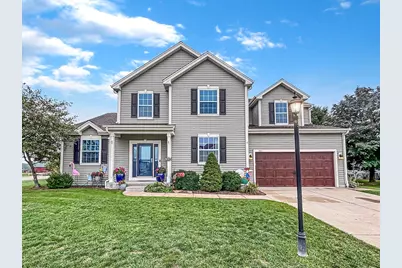 1631  Arthurs Pass, Oconomowoc, WI 53066 - Photo 1