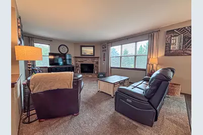 1631  Arthurs Pass, Oconomowoc, WI 53066 - Photo 11