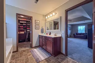 1631 Arthur's Pass, Oconomowoc, WI 53066 - Photo 37
