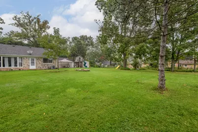 3260 S 124th St, West Allis, WI 53227 - Photo 37