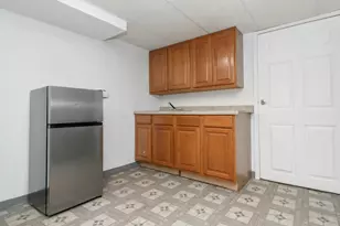 3260 S 124th St, West Allis, WI 53227 - Photo 29