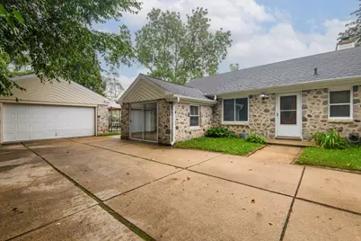 3260 S 124th St, West Allis, WI 53227 - Photo 43