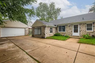 3260 S 124th St, West Allis, WI 53227 - Photo 43