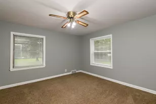3260 S 124th St, West Allis, WI 53227 - Photo 17