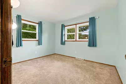 10931 W Kaul Ave, Milwaukee, WI 53225 - Photo 27