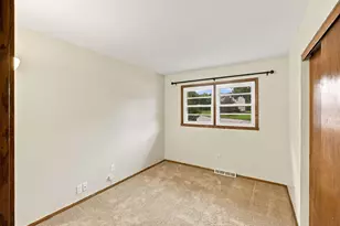 10931 W Kaul Ave, Milwaukee, WI 53225 - Photo 17