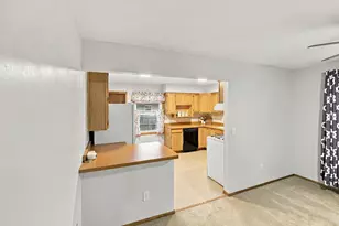 10931 W Kaul Ave, Milwaukee, WI 53225 - Photo 13