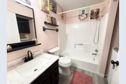 9600 W Beloit Rd #5, Milwaukee, WI 53227 - Photo 9