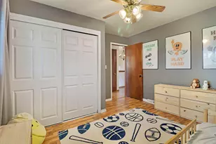 6010 68th St, Kenosha, WI 53142 - Photo 17