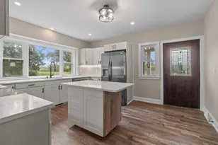 11507 W Church St, Franklin, WI 53132 - Photo 13